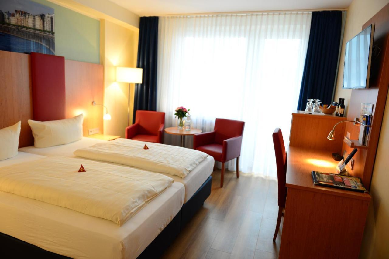 Hotel National Duesseldorf Exterior photo