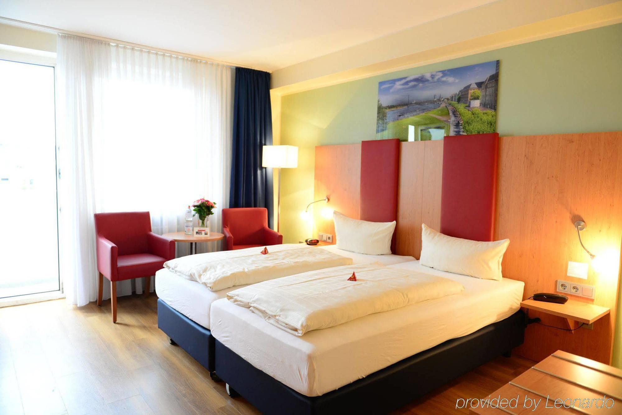 Hotel National Duesseldorf Exterior photo